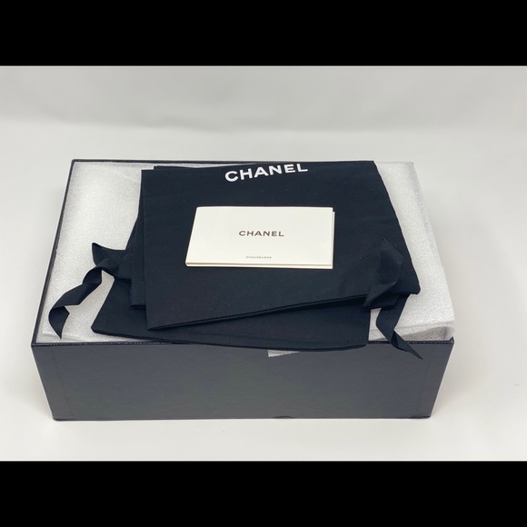 ❗️SOLD❗️Chanel quilted leather  black cc logo sand - Picture 14 of 16